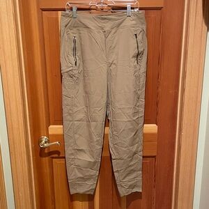 Athleta Women’s Tan Casual Pants.